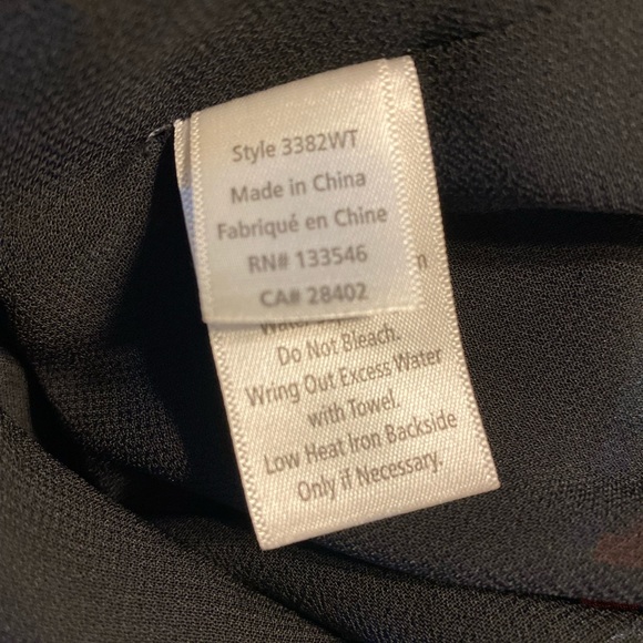 Ecru Silk Floral V-Neck Blouse - Picture 7 of 8